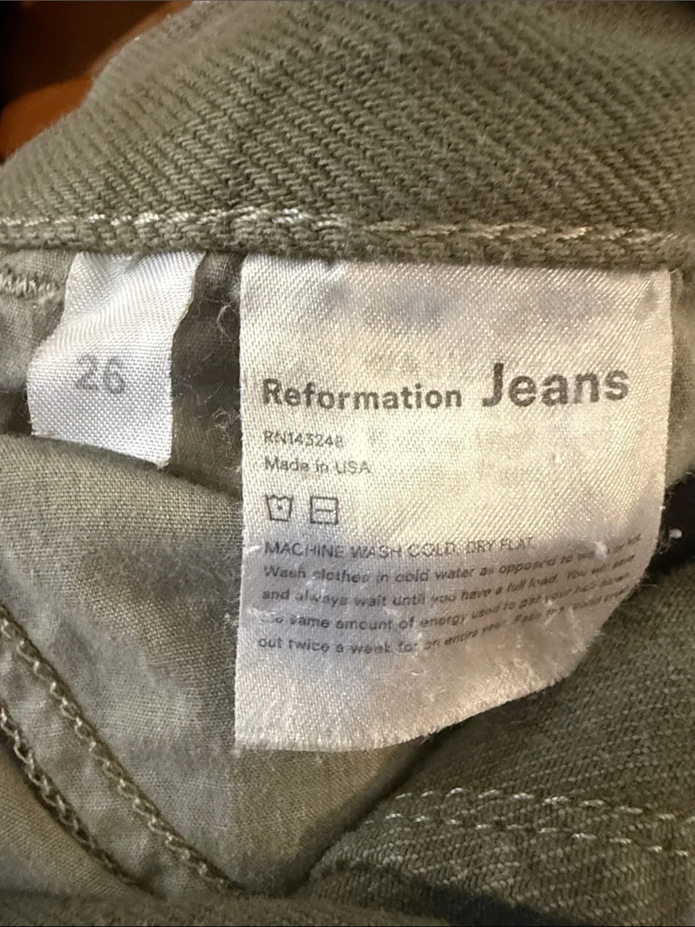 Reformation sz 26 Bailey High Rise Utility Pant in Army Green good condition